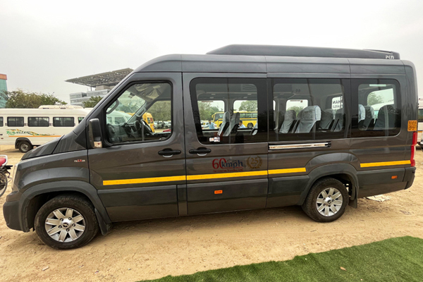 Shuttle Tempo Travellers Services